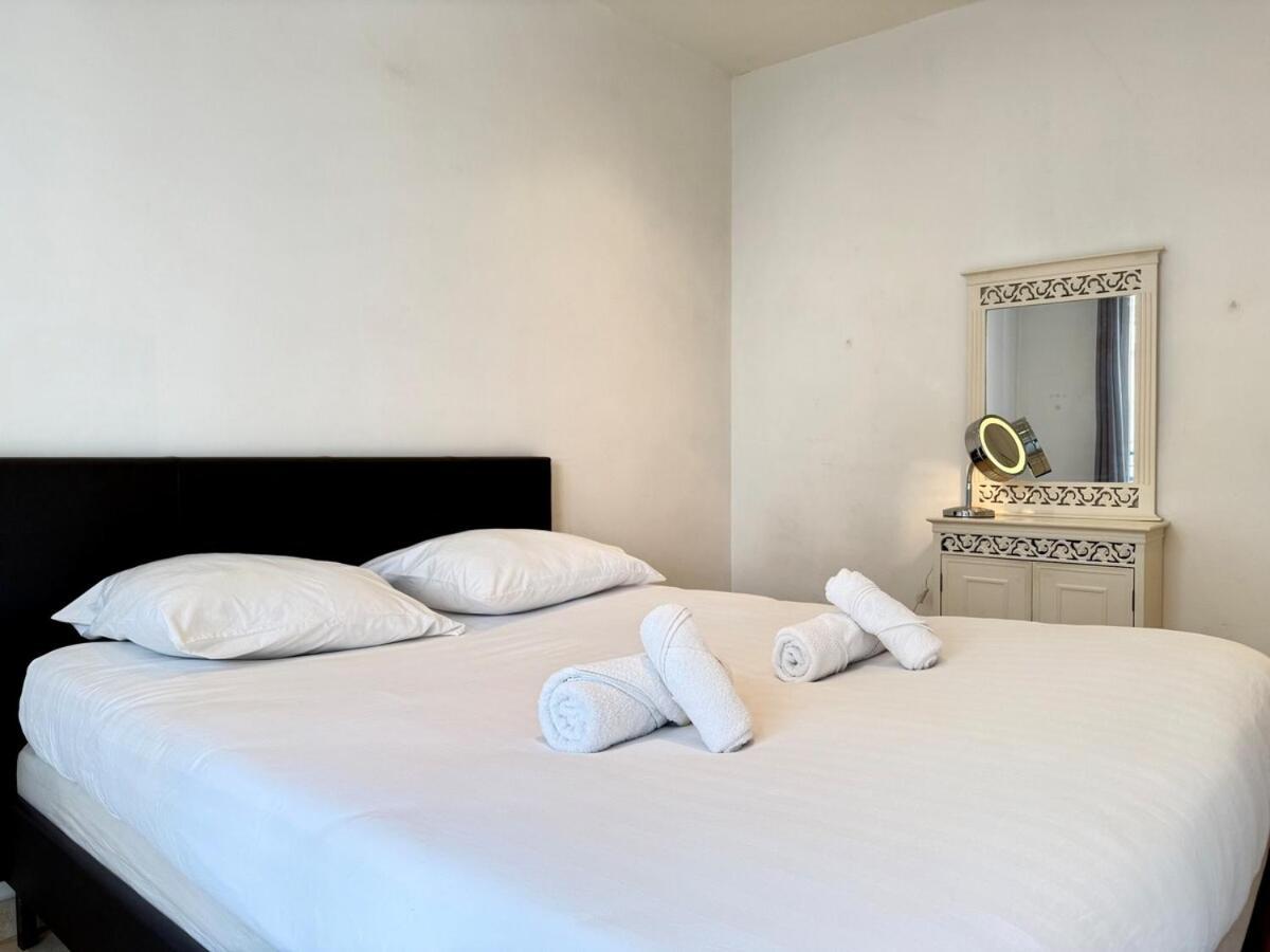 Apartment Vue & à 50m - T3 Cosy Hypercentre Antibes
